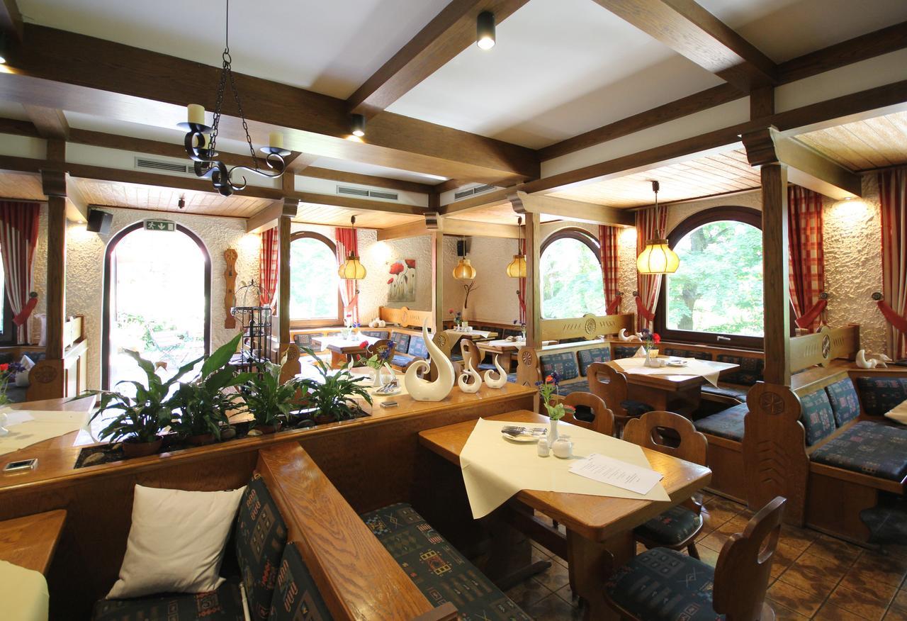 Fruhstuckshotel Grillenburg ฟุลดา ภายนอก รูปภาพ
